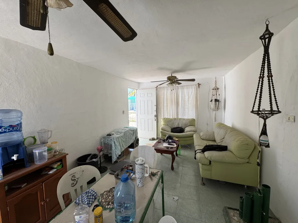 Casa en remodelación en Fracc. Villas del Oriente Mérida | 160 m²